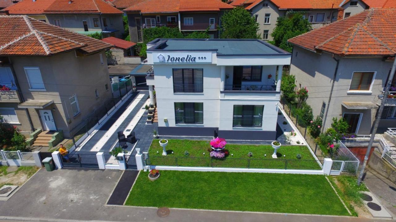 Pensiunea Ionelia Orşova Buitenkant foto